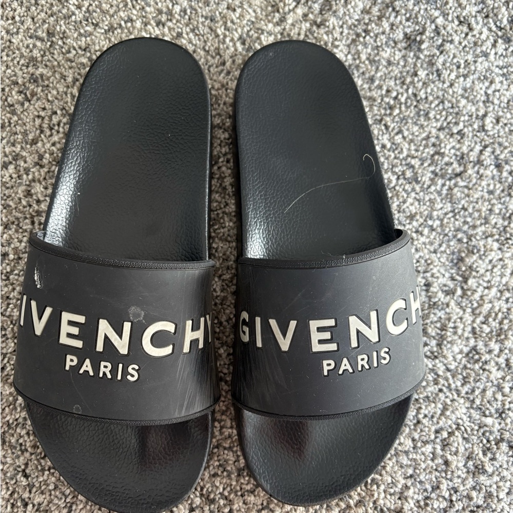 Givenchy Rubber Slides
